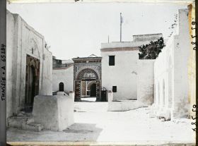 Image représentant L'entrée de la casbah