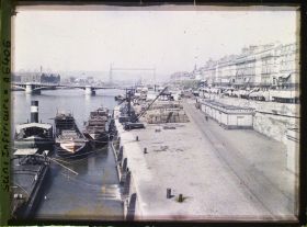 Image représentant Port fluvial proche des bureaux de la Compagnie générale de navigation