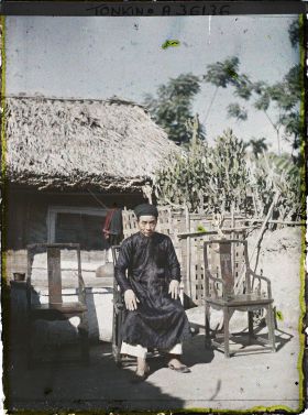 Image représentant Le père de l'un des jeunes époux lors d'une cérémonie de mariage