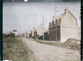 Image représentant France, Thélus, Une rue