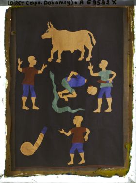 Image représentant Un pagne funéraire décoré de motifs