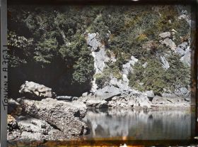 Image représentant La sortie des cirques intérieurs du " Groupe de la Paix "