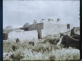 Image représentant Etablissement de bains sulfureux (près des sources à 130° F)