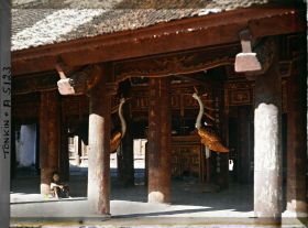 Image représentant Le Van-Mieu, temple confucéen de la " Culture littéraire ", dans le quartier de la Citadelle (route de Sinh-tu)