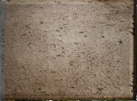 Image représentant Surface du sol dans la cuvette de la daya