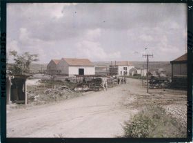 Image représentant France, Bras, L'entrée du Village en venant de Charny