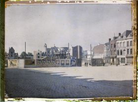 Image représentant France, Arras, Petite Place vers  Emplacement de l'Hôtel de Ville