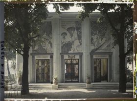 Image représentant L'Exposition des arts décoratifs, Pavillon de Monaco, sur le Cours-la-Reine