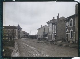 Image représentant France, Varennes, Rue Centrale