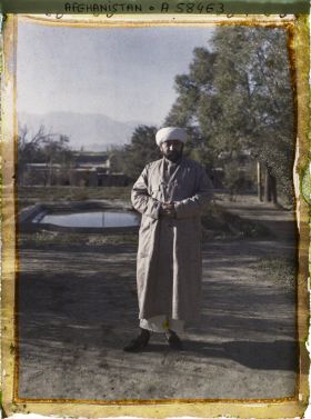 Image représentant Émir de Boukhârâ en exil, dans sa résidence de Qala-Ye-Fatu