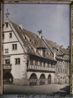 Image représentant France, Obernai, Les Cigognes et la Halle au Blé