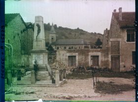Image représentant France, Viéville - sous les - côtes, Monument aux Morts