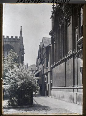 Image représentant Rue entre l'église Sainte Marie et Brasenose College