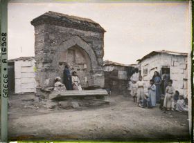 Image représentant Grèce, Salonique, Fontaine dans le Quartier tzigane