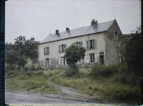 Image représentant Façade de la Maison du Tisserand, lieu de la rencontre entre Bismarck et Napoléon III en 1870