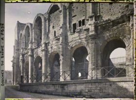 Image représentant L'amphithéâtre romain, dit Arènes d'Arles