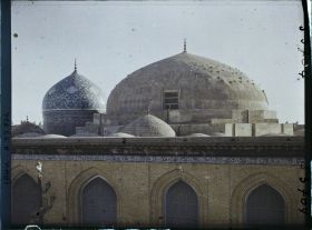 Image représentant Dômes de la mosquée du Cheikh Abdel-Kader el-Gaïlani (XVIIe siècle)