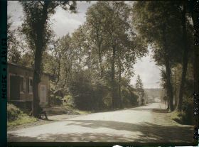 Image représentant France, Bar-le-Duc, La Voie Sacrée à l'entrée de Bar le Duc en venant de Verdun