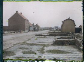 Image représentant Belgique, Locre, Une rue du Village