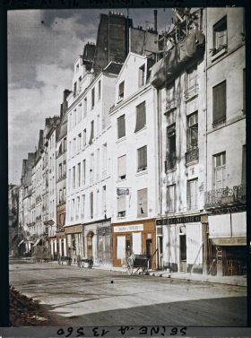 Image représentant La rue St-Jacques, au niveau du numéro 17