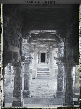 Image représentant Intérieur du temple jaïn de Bhagawan Mahavira