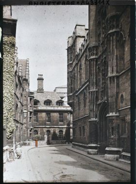 Image représentant Trinity Lane et Library