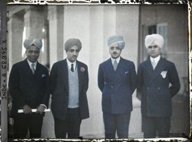 Image représentant Portrait de maharajas et du sirdar Dass, ministre et conseiller personnel du maharadja de Kapurthala