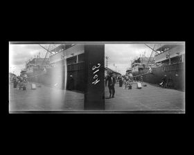 Image représentant Le Lützow à quai