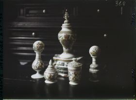 Image représentant France, La Rochelle,  Specimen de Porcelaine dite de Réaumur,(très rares provenant des essais du Célèbre Chimiste.