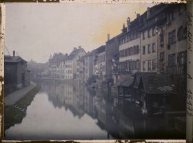 Image représentant France, Strasbourg, La petite France, sur les bords de l'Ill