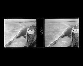 Image représentant Le vapeur allemand Staatssekretär Kraëtke ouvre un chenal dans la banquise