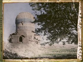 Image représentant Le mausolée de Gawhar-Châd (Gumbaz-I-Sabz : le dôme vert)