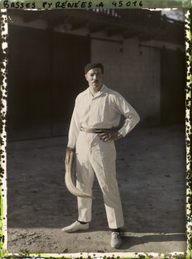 Image représentant Le joueur de pelote basque Marcel-Auguste Léonis