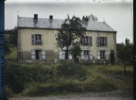 Image représentant Façade de la Maison du Tisserand, lieu de la rencontre entre Bismarck et Napoléon III en 1870