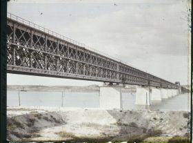 Image représentant Le pont de Caronte, viaduc ferroviaire
