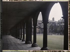 Image représentant La deuxième cour et la galerie du Trinity College