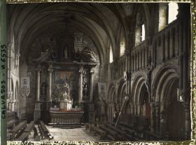 Image représentant Intérieur de l'ancienne église Saint-Gilles