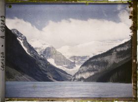 Image représentant Canada, Lac Louise, Le lac, les pics Victoria et Leffroy