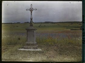 Image représentant Croix et coquelicots
