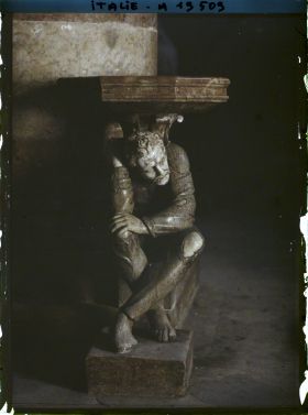 Image représentant Bénitier de la basilique Sainte Anastasie