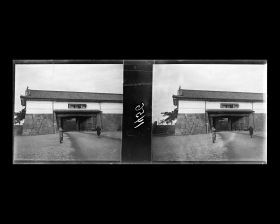 Image représentant L'une des entrées du palais impérial