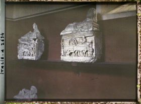 Image représentant Urnes cinéraires étrusques