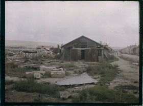 Image représentant France, Bras, Le Cote gauche de la Grande route vue prise vers Verdun