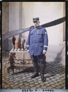 Image représentant France, Reims, Capitaine Geffroy. Pompiers