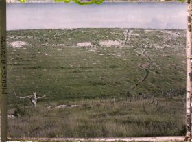 Image représentant France, Tranchées de Calonnes, Boyau montant à une Crête du Bois Haut