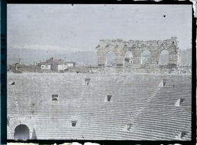 Image représentant Vue intérieure des arènes