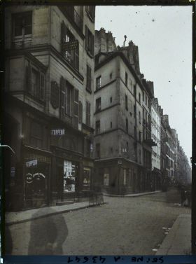 Image représentant L'angle des rues d'Aboukir et des Petits-Carreaux