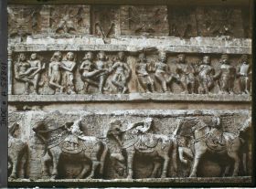 Image représentant Haut-reliefs sur le sikhara du temple Jagdish