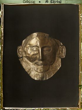 Image représentant Masque funéraire en or d'un roi de Mycènes : "masque dit d'Agamemnon"