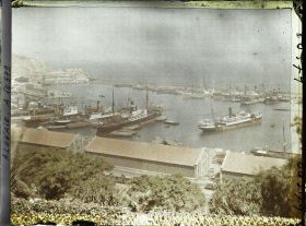 Image représentant Vue sur le port prise de la promenade de Létang